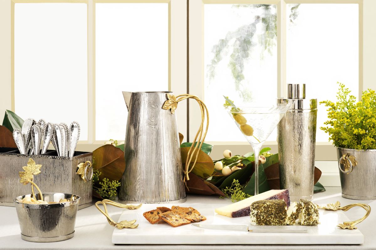 Pitchers & Carafes | Michael Aram