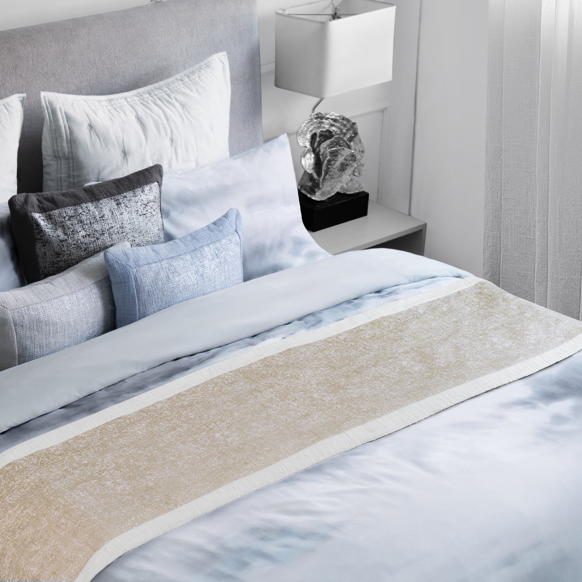 FOILED BED SCARF GOLD