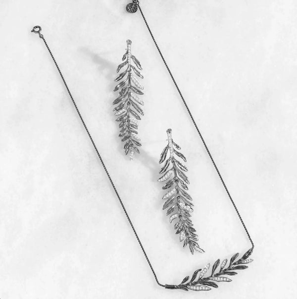 Michael Aram Laurel Leaf Necklace with Diamonds