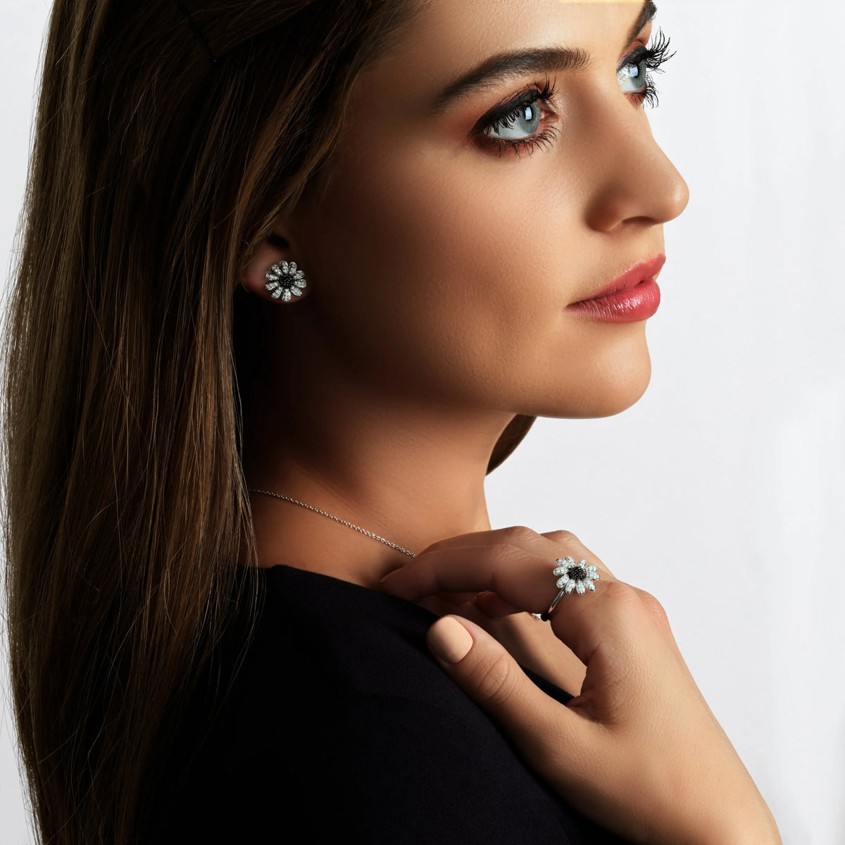 Michael Aram Vintage Bloom Single Black Ring
